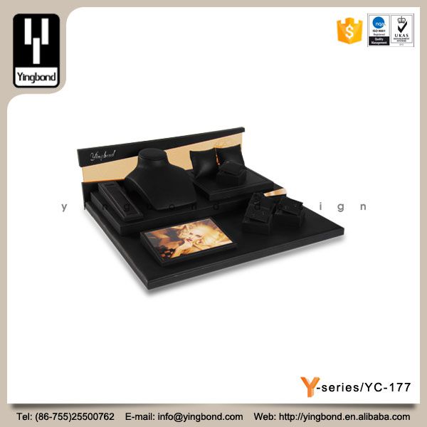 Black Pu Leather Fine Processing Customize Jewelry Display